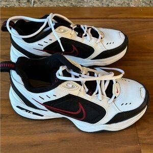 Nike White and Black Athletic Shoes with Red Accents